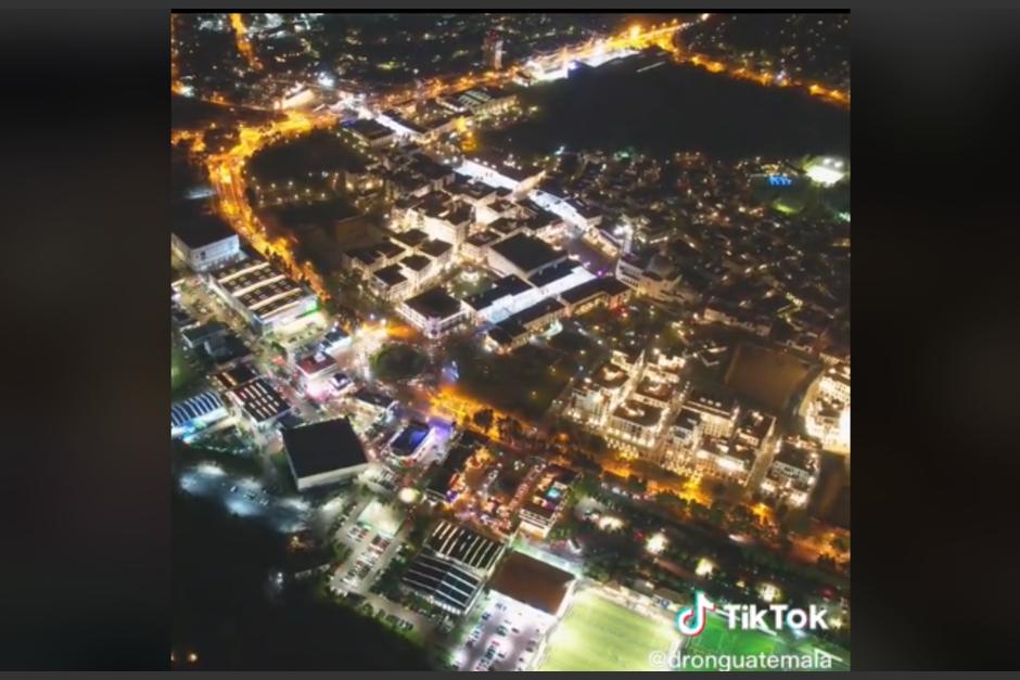 Un dron captó impresionantes tomas de Cayala en horas de la noche. (Foto: captura de pantalla)&nbsp;