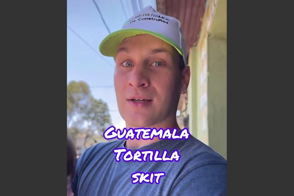 Un extranjero se volvió amante de las tortillas guatemaltecas cuando llegó al país. (Foto: captura de video)