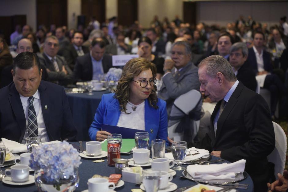 Sandra Torres participó en el Programa Cívico Electoral de la Cámara de Comercio. (Foto: Wilder López/Soy502)