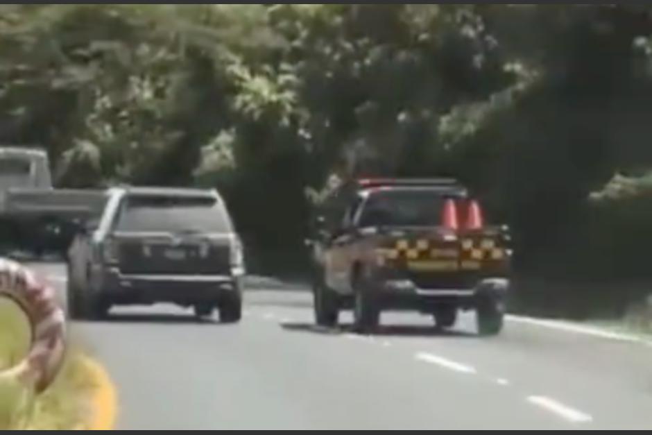 El conductor intentó huir de las autoridades pero el final no fue favorable para él. (Foto: captura de video)