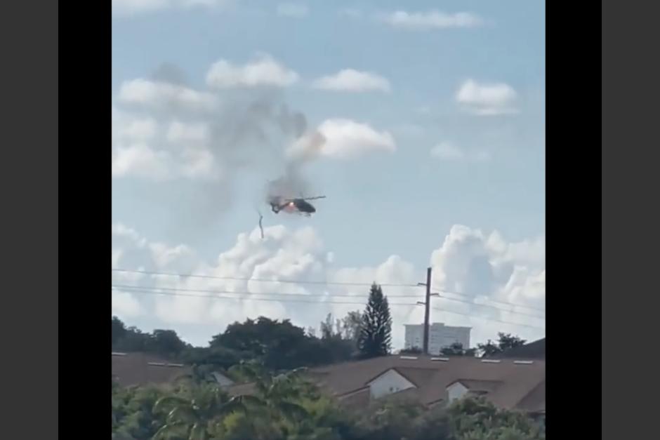 Un helicóptero se estrelló este lunes en Florida. (Foto: Captura de video)