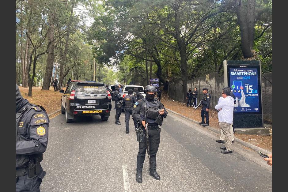 El operativo para detener a un extraditable que complica el tránsito en San Cristóbal. (Foto: Mingob)