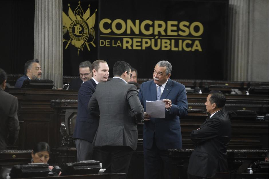 Aunque diputados del bloque Movimiento Semilla cabildearon para lograr el archivo del presupuesto, no lograron su cometido. (Foto: Wilder López)