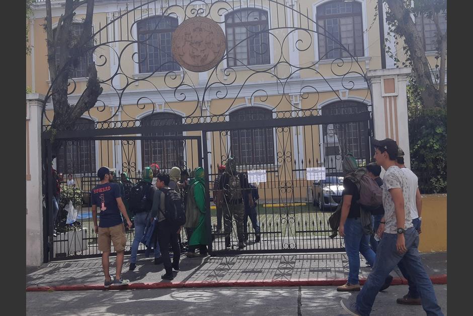 El MP allanó el Paraninfo Universitario. (Foto: Soy502/Archivo)