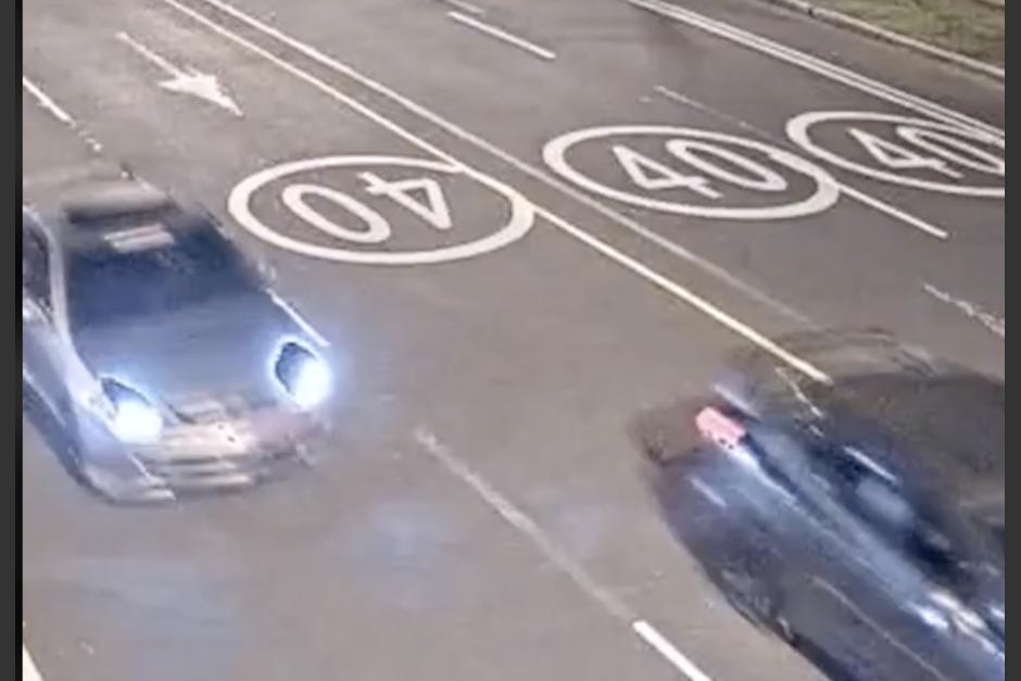 Los conductores que fueron sorprendidos y multados por participar en carreras clandestinas. (Foto: captura de video)