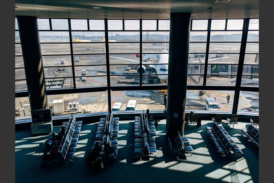El video muestra los momentos de tensión que vivieron pasajeros y trabajadores de la terminal aérea. (Foto: Pixabay)
