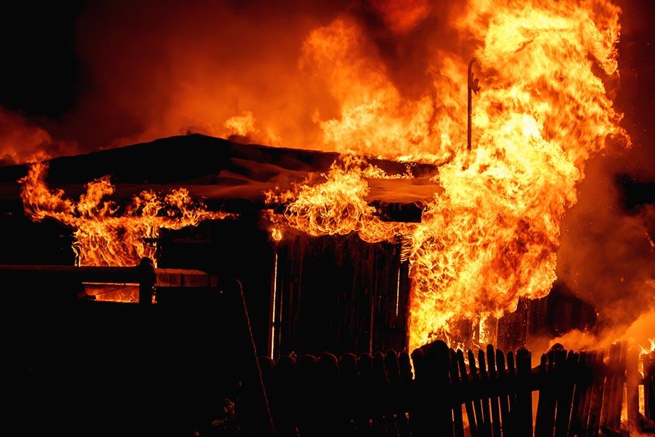 Dos personas fallecieron tras un incendio en una vivienda en zona 14. (Foto ilustrativa: Shutterstock)