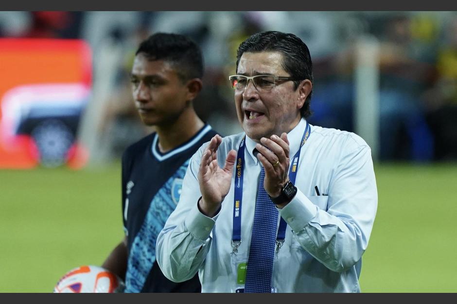 El mexicano Luis Fernando Tena dirige por primera vez a Guatemala en Copa Oro. (Foto: Fedefut)