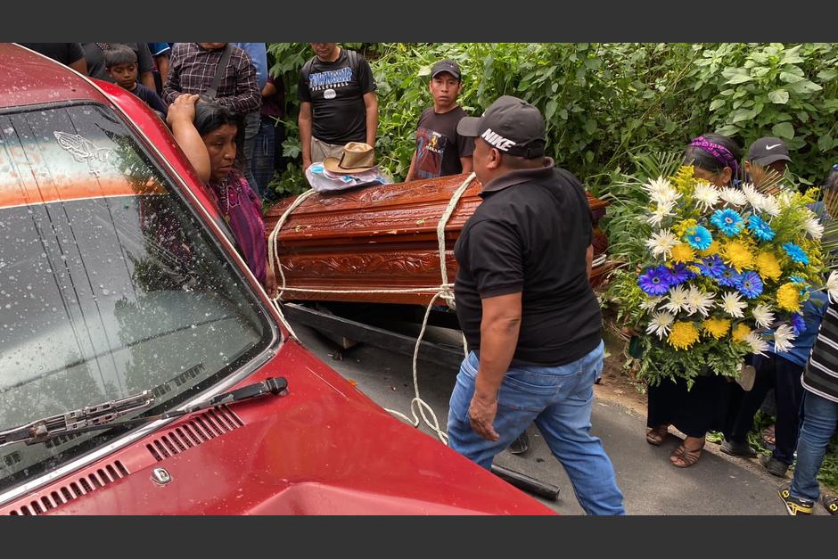 Un grupo de personas fue arrollada cuando participaba en un entierro. (Foto: RRSS)