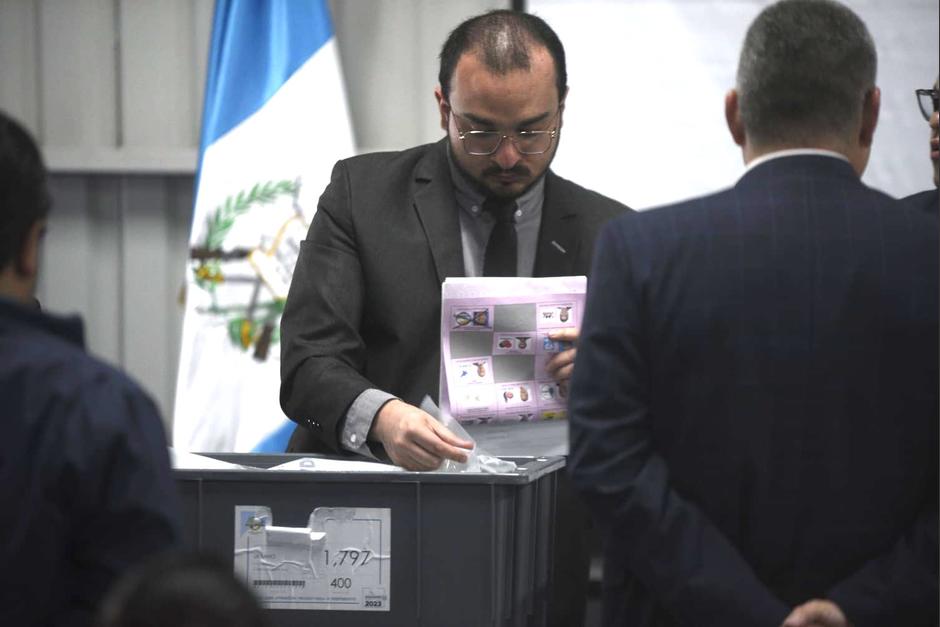 La Junta Electoral del Distrito Central realiza segunda audiencia de revisiÃ³n de escrutinio. (Foto: Wilder LÃ³pez/Soy502)
