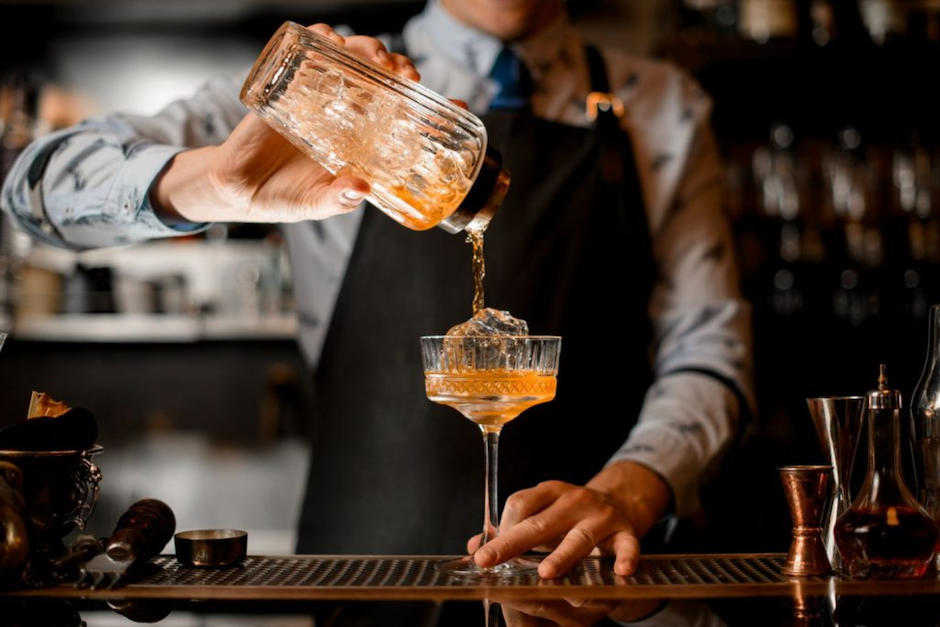 Estos son los bares que bebidas diferentes y divertidas. (Foto: Shutterstock)