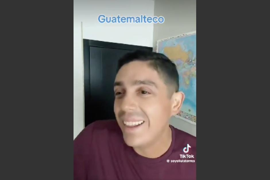 El comediante mexicano sorprendió con su imitación del acento guatemalteco. (Foto: captura de video)