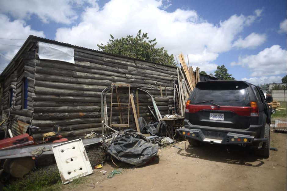 Un vehículo robado en zona 13 fue encontrado en un taller clandestino de Chimaltenango. (Foto: Wilder López/Soy502)&nbsp;