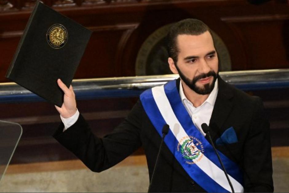 El presidente de El Salvador presentó la iniciativa de ley que ahora ha sido aprobada en el Congreso. (Foto: AFP)