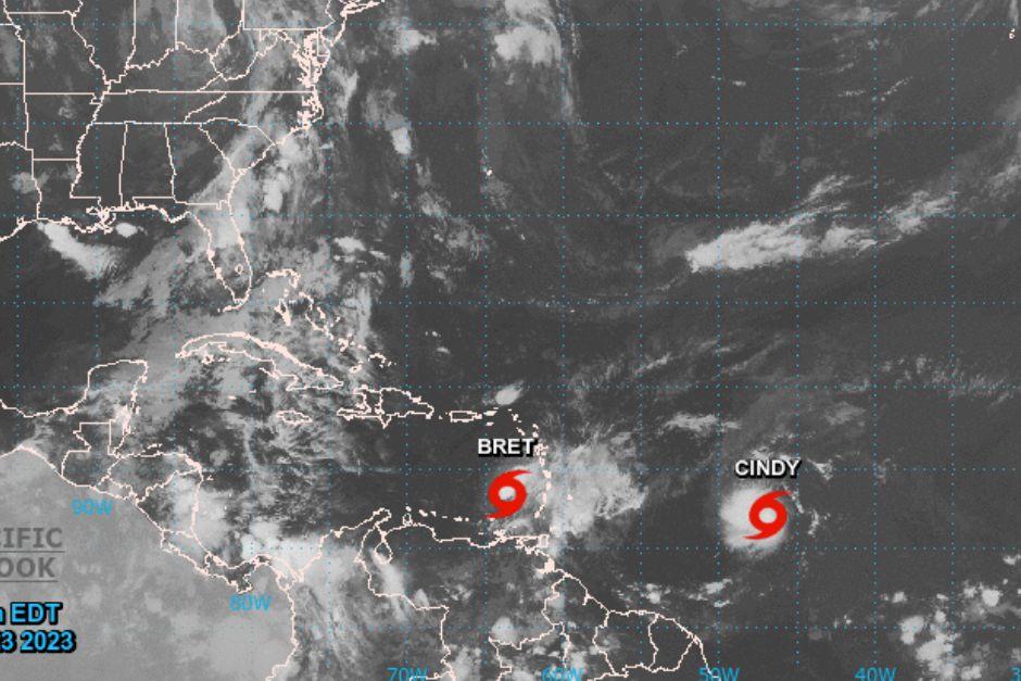 El NHC de los Estados Unidos reportó la formación de dos tormentas tropicales en el Atlántico. (Foto: NHC)