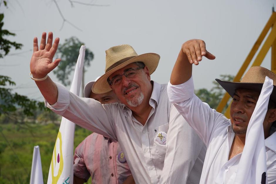 El candidato presidencial, Bernardo Arévalo, celebrará los resultados electorales con simpatizantes. (Foto: Movimiento Semilla)