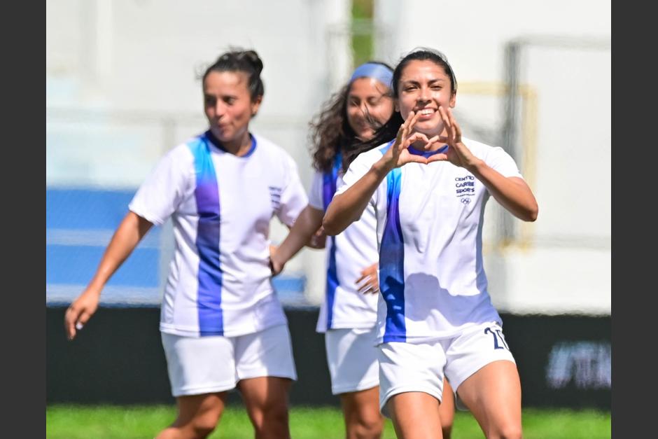 El exitoso regreso de la futbolista guatemalteca Ana Lucía Martínez durante su participación con la Selección Femenina. (Foto:&nbsp;@fedefut_oficial)