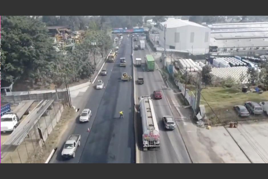 Nuevamente realizan trabajos de recapeo en la ruta al Pacífico lo que podría generar tránsito lento en la Aguilar Batres y San Cristóbal. (Foto: Captura de video)
