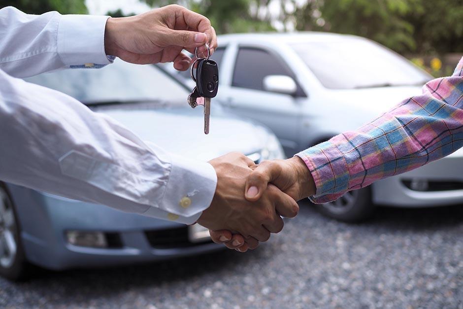 La SAT subastará un lote de autos, cuyos precios base están desde los Q6 mil. (Foto: Shutterstock)