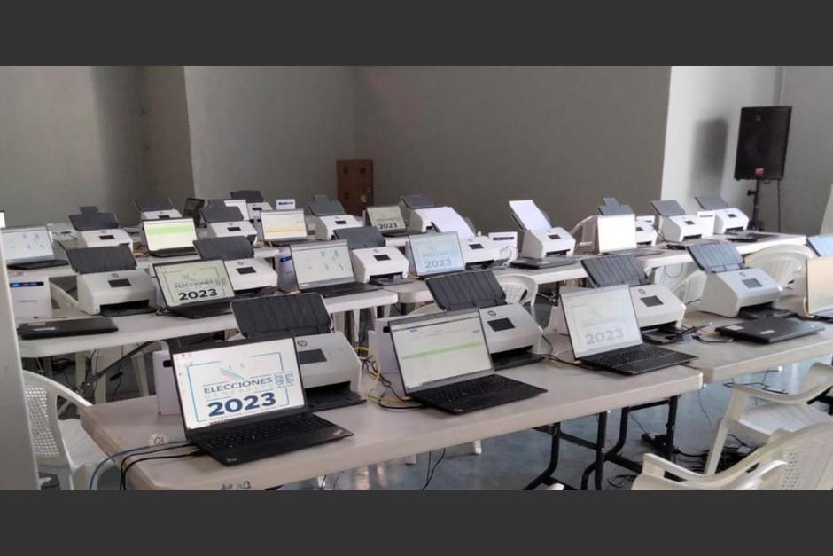 El TSE hará un simulacro para probar el sistema que transmitirá los resultados electorales. (Foto: TSE)