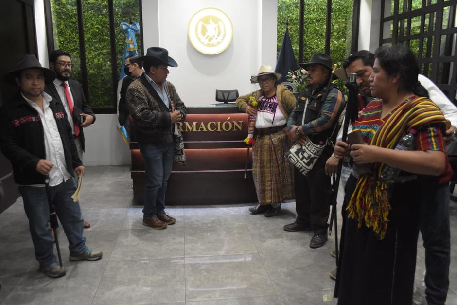 Autoridades Indígenas y de 48 Cantones de Totonicapán piden una audiencia con los magistrados de la CC. (Foto: Cortesía)