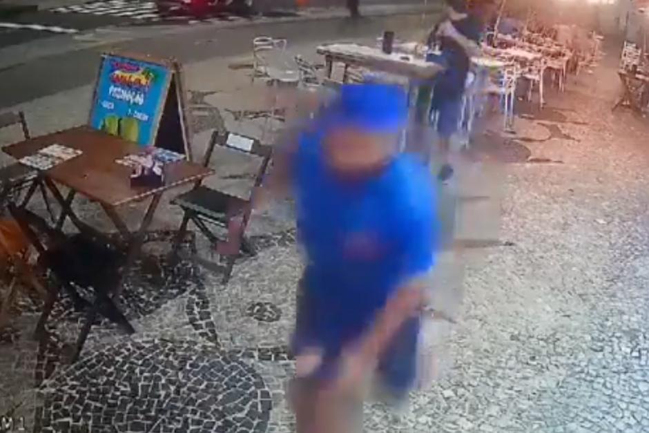 El asesinato de tres médicos ocurrió en un restaurante de Río de Janeiro mientras las víctimas cenaban. (Foto: Captura de video)