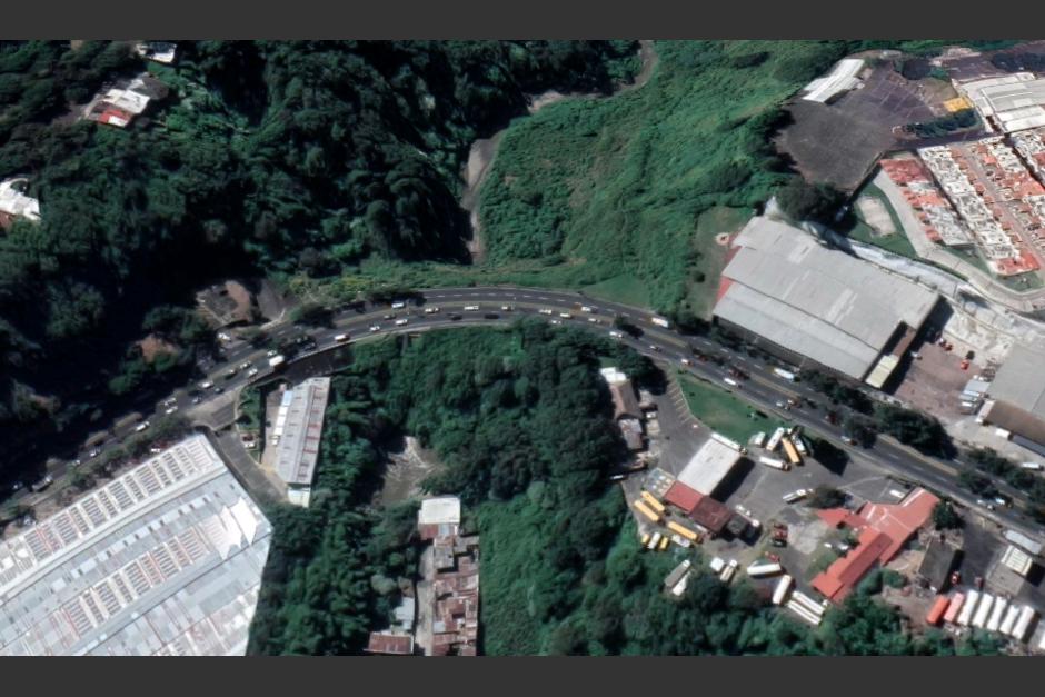 Los 6 carriles del bulevar Lourdes estarán cerrados del 7 al 9 de octubre. (Foto: Archivo/Soy502)