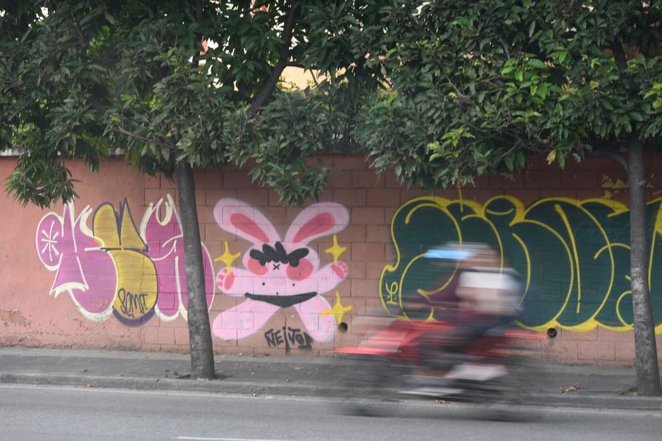 El personaje de "ñejitos" se encuentra en distintas partes de la Ciudad de Guatemala. (Foto: Wilder López/Soy502)