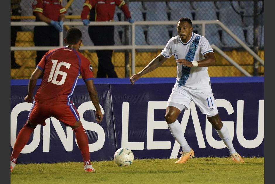 Nathaniel Mendez-Laing frente a la selección de Panamá. (Foto: Fedefut)