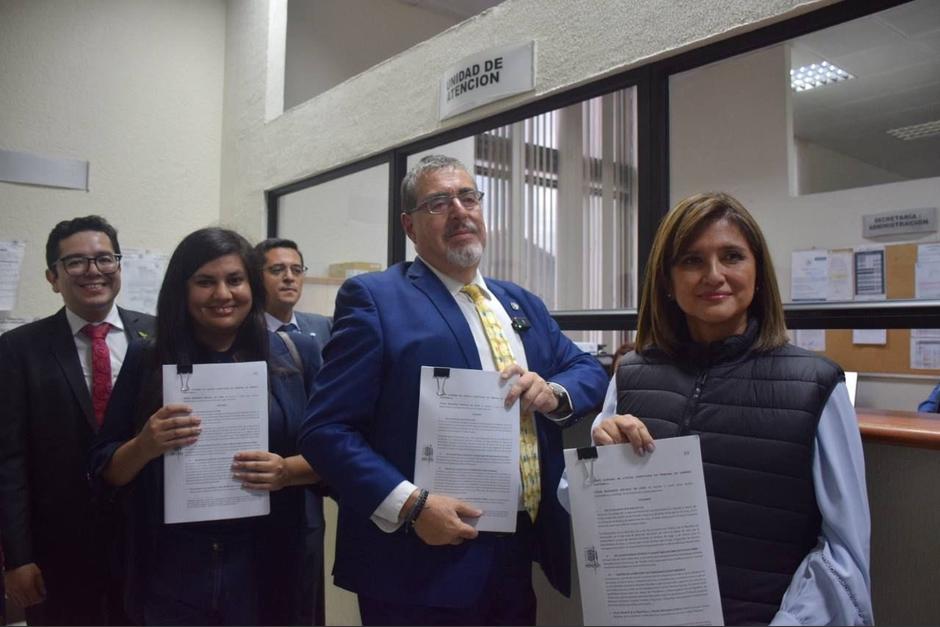 El binomio presidencial electo presentó un amparo ante la CSJ para detener las acciones jurídicas en contra de los resultados de las Elecciones Generales 2023. (Foto: Twitter/Bernardo Arévalo)