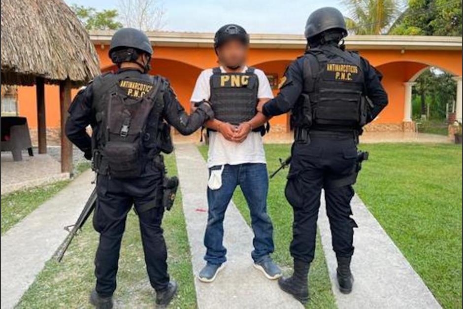 Aunque EE. UU. lo reclama por delitos relacionados con el narcotráfico, Juan Carlos Chacón Alvarado sigue detenido en Guatemala. (Foto: PNC)