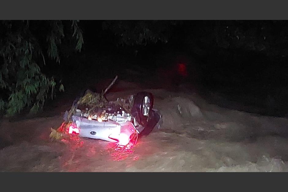 Varias personas se encuentran desaparecidas después de que la crecida de un río provocara un deslizamiento en Concepción Las Minas. (Foto: redes sociales)