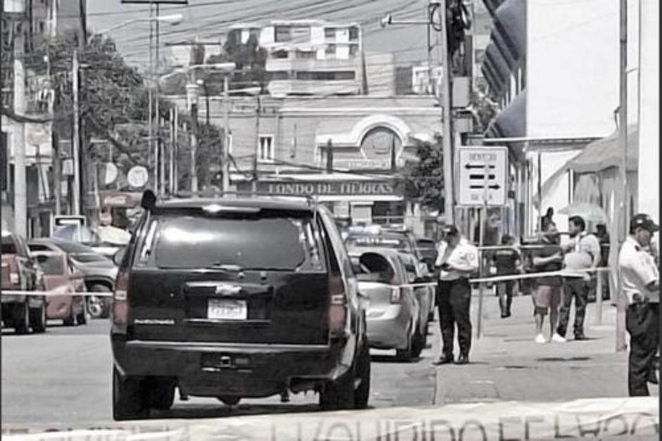 Un grupo armado atacó a la fiscal Mirian Reguero en la zona 09. Su mamá y un guardia de seguridad fallecieron. (Foto: redes sociales)