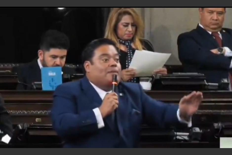 El diputado Allan Rodríguez retó a Nery Ramos, durante una discusión en el pleno. (Foto: Captura de pantalla)