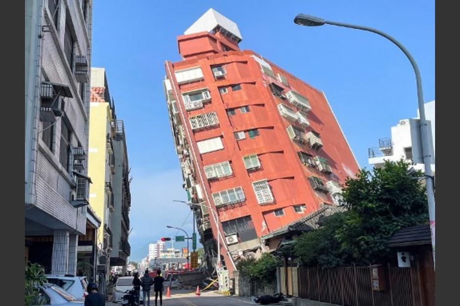 Las imágenes captadas durante y tras el terremoto de Taiwán que provocó alerta de tsunami para Filipinas y Japón. (Foto: AFP)