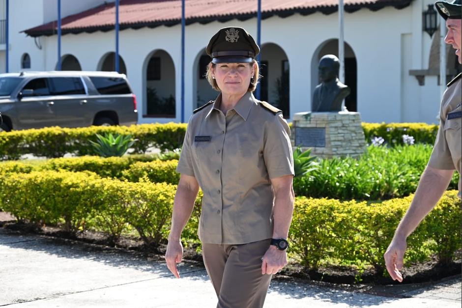 La General Laura Richardson, Comandante de los Estados Unidos, ya se encuentra en Guatemala. (Foto: @Ejercito_GT)