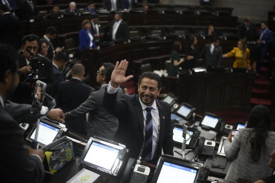 Nery Ramos, actual presidente del Congreso, usará una oficina que tiene acabados de lujo y hasta una pérgola. Las instalaciones están asignadas a su bloque Azul, integrado por él y otro diputado. (Fotos: Wilder López/Soy502)