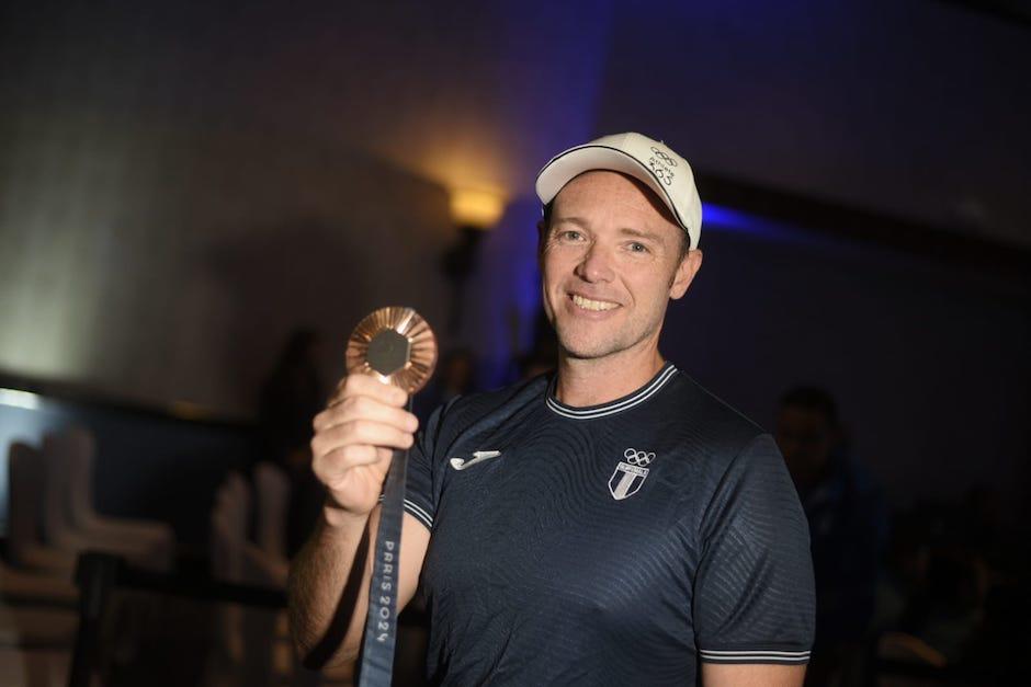 El medallista olímpico Jean Pierre Brol ya se encuentra en Guatemala. (Foto: Wilder López/Soy502)