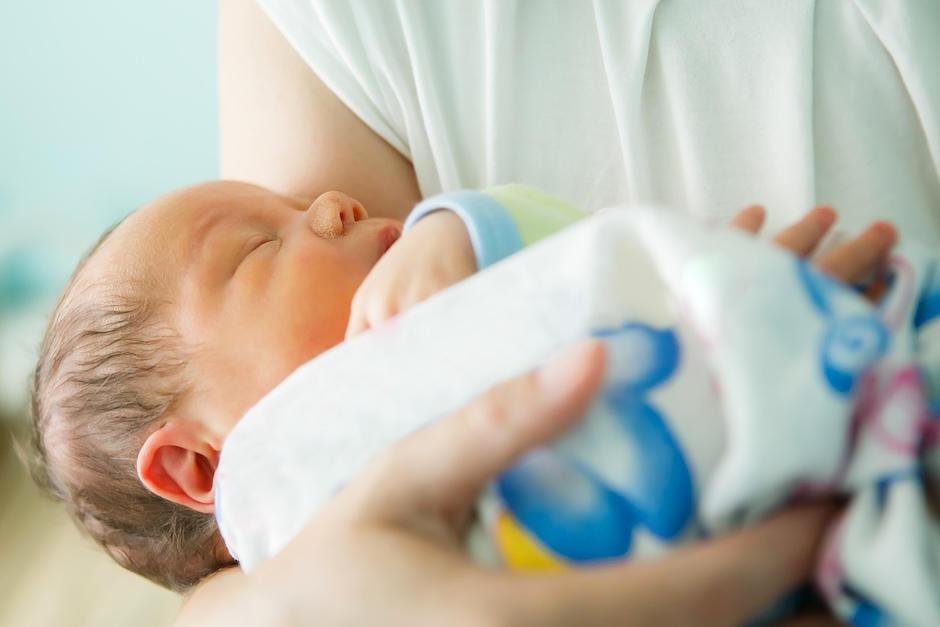 Si el Congreso aprobara la ley, todas las mujeres trabajadoras tendrían el mismo derecho a una licencia por maternidad. (Foto ilustrativa:&nbsp;Shutterstock)