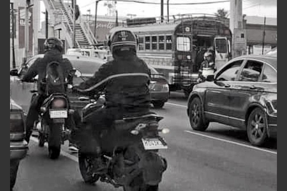 Una balacera se registró en la calzada Roosevelt y dejó una persona fallecida; así como dos heridas. (Foto: redes sociales)