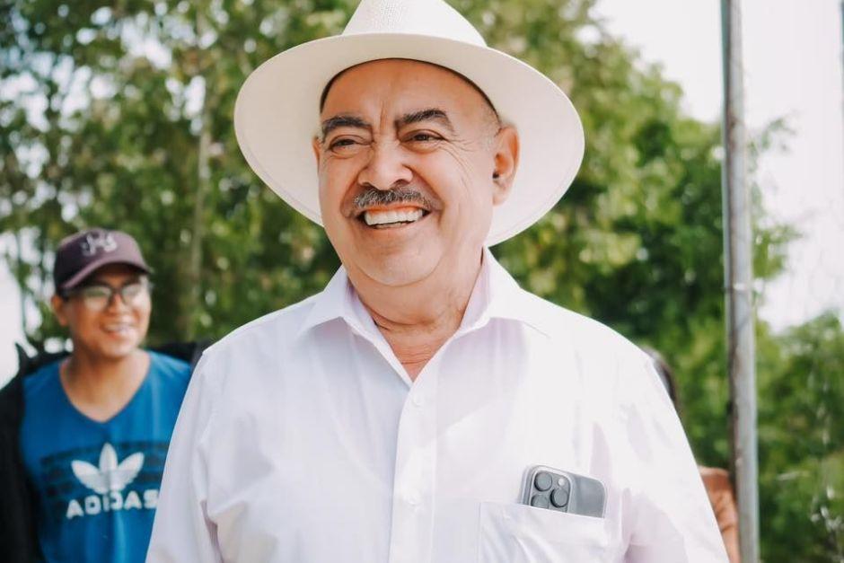 Alcalde de San Martín Jilotepéque, Rubén Duarte, reconoció que recibió dinero por una plaza. (Foto: Municipalidad)