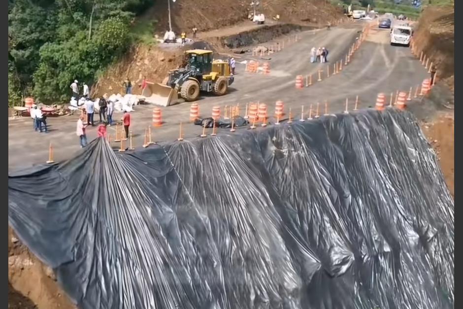 Autoridades de Comunicaciones informaron sobre los trabajos que se realizan en el kilómetro 44 de la autopista a Palín. (Foto: Captura de pantalla)