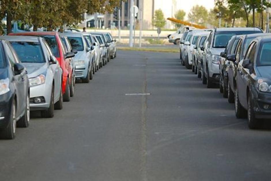 La PMT consigna vehículos estacionado por esta razón. (Foto: archivo/Soy502)