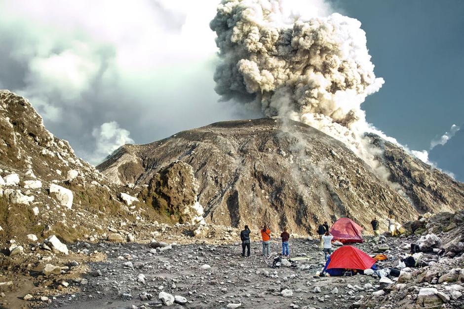 El video fue grabado desde un área restringida del volcán. (Foto: Expert Vagabond)