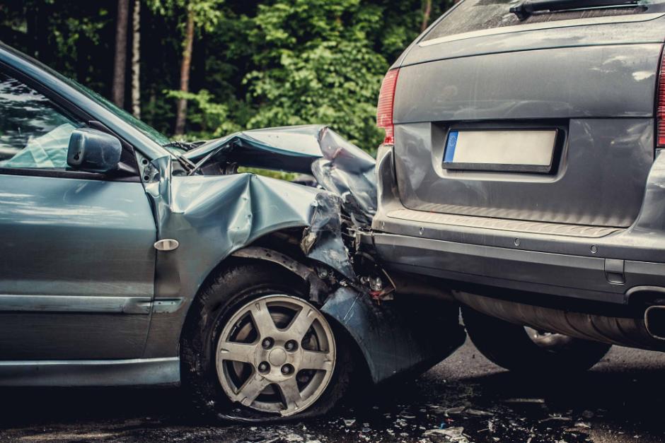 Accidentes por lluvia y bajo tránsito en área metropolitana este jueves 26 de diciembre. (Imagen ilustrativa: Freepick)