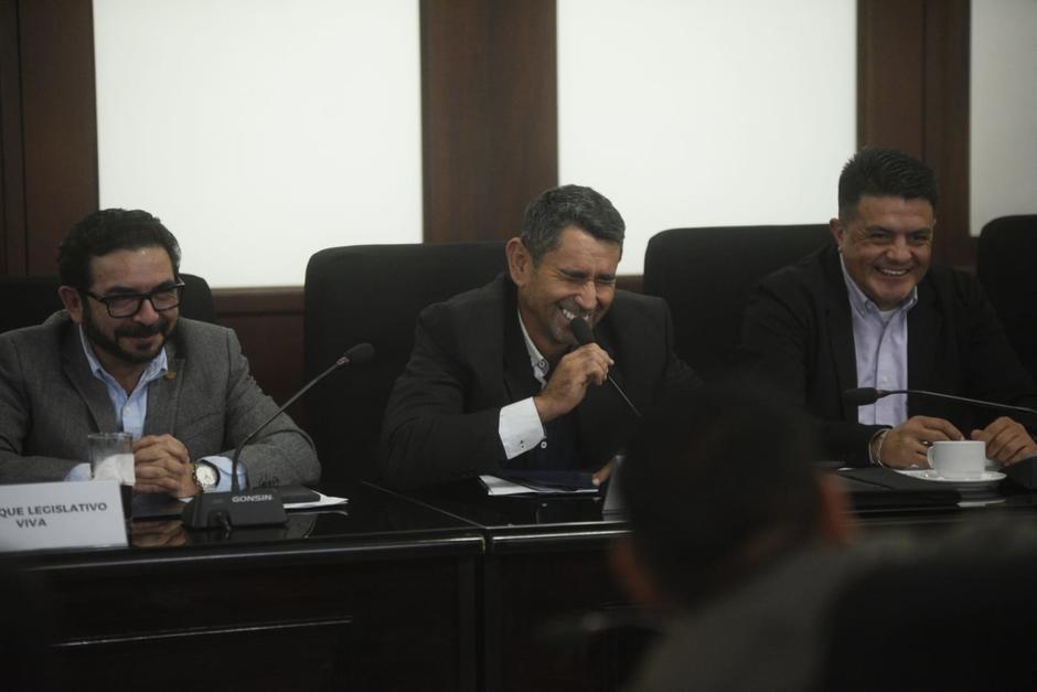 La intervención del diputado Esduin Javier, más conocido como Tres Kiebres, en la junta de jefes de bloque desató las risas. (Foto: Wilder López/Soy502)