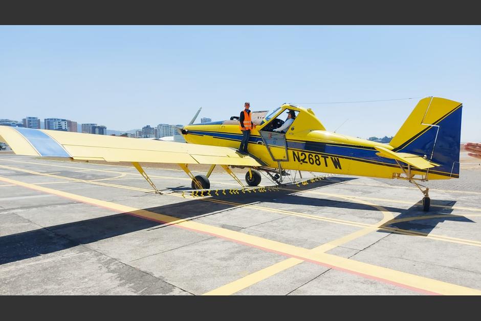 Avionetas apoyarán a combatir el incendio en el volcán de Agua. (Foto: CONRED)