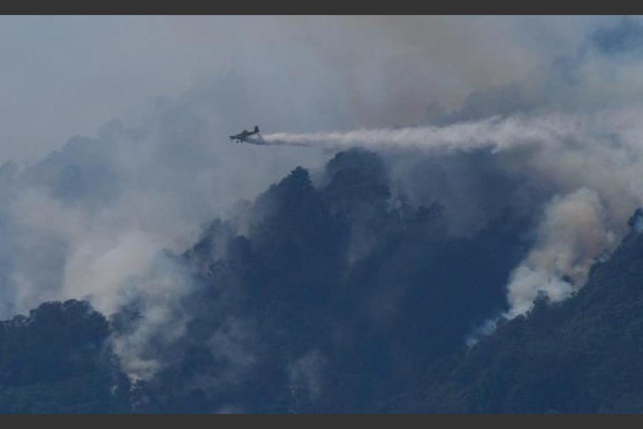 Este 22 de febrero, Aeroclub de Guatemala y FCA Fire Consulting participaron en las labores para sofocar el incendio en el volcán de Agua. (Foto: AeroClub Guatemala)