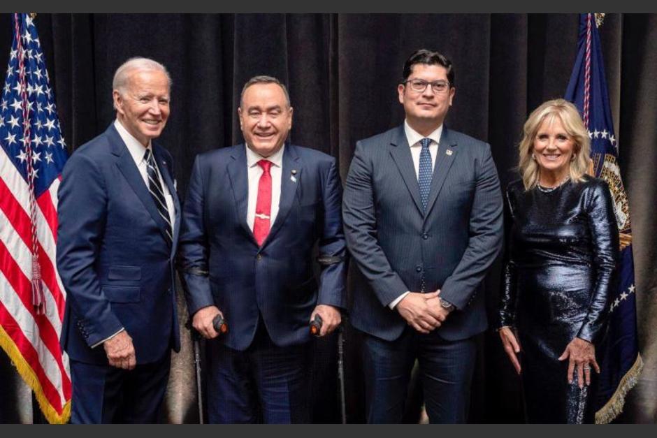 El presidente de los Estados Unidos, Joe Biden, junto al expresidente de Guatemala, Alejandro&nbsp;Giammattei. (Foto: GOB)