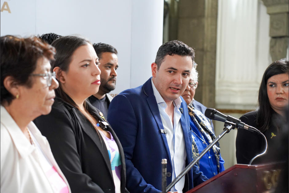 El presidente Bernardo Arévalo se pronunció en redes sociales sobre el caso Semilla. (Foto: Cortesía/Soy502)